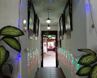 Residencial Ikandire - Santa Cruz de la Sierra - Entrada del hotel