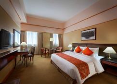 Berjaya Makati Hotel - Makati - Makuuhuone