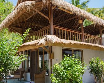 Sunrise Resort - Pemenang - Bygning