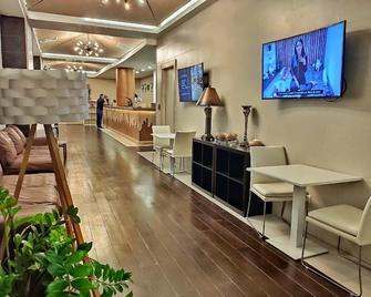 Weston Suites & Hotel - Santo Domingo - Lobby