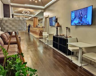 Weston Suites Hotel - Santo Domingo - Lobby