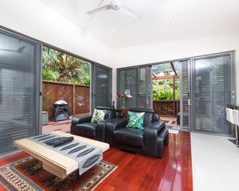 Kia Orana Villas and Spa - Rarotonga - Living room