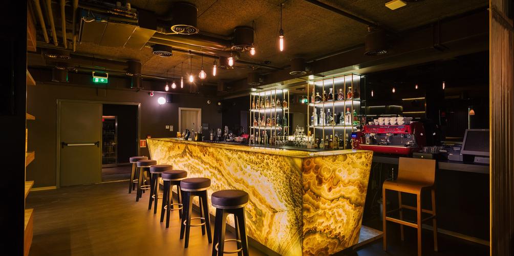 Doubletree By Hilton Hotel Cluj City Plaza Cluj Napoca Compare Deals