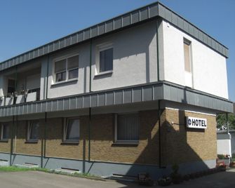 Centralhotel Ratingen - Ratingen - Building