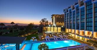 Vea Newport Beach, A Marriott Resort & Spa - Newport Beach - Πισίνα