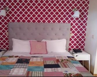 Hotel Kamanga - Tomar - Ložnice