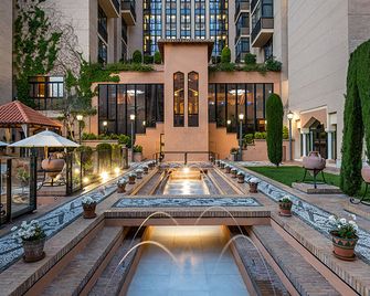 Hotel Saray - Granada - Outdoor view
