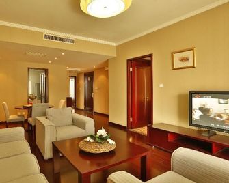 Rayfont Downtown Hotel - Shanghai - Wohnzimmer