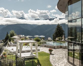 Schlosshotel Fiss - Fiss - Pool