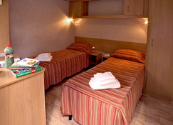 Flaminio Village Bungalow Park - Campground - Rome