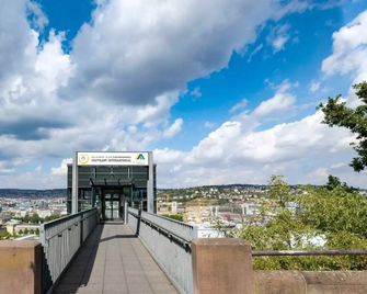 Jugendherberge Stuttgart International - Stuttgart - Balcony