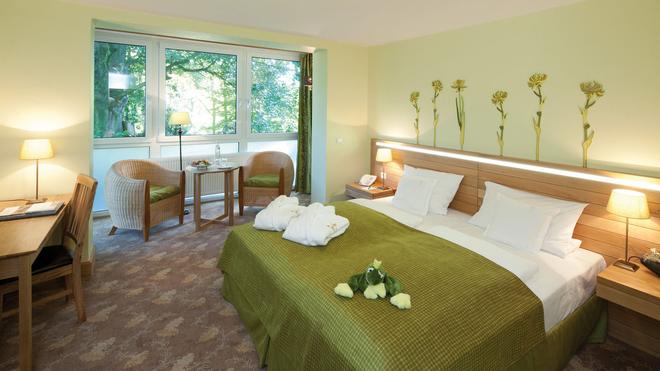 Waldhotel Tannenhauschen 200 2 5 6 Wesel Hotel Deals