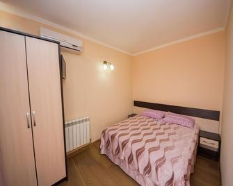 Aleksandr - Vityazevo - Habitación