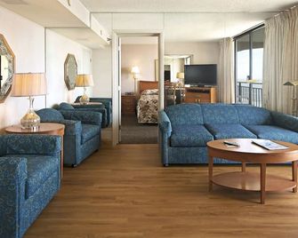 Four Sails Resort - Virginia Beach - Living room