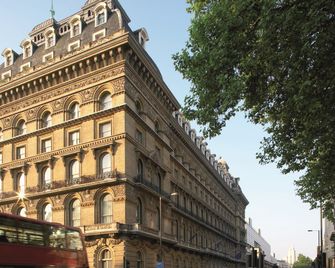 Amba Hotel Grosvenor - London - Building