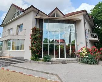 Villa Grande - يازي - مبنى