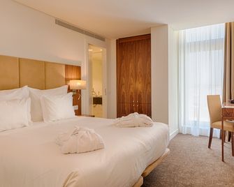 Hotel Premium Porto Downtown - Porto - Quarto
