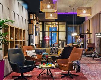 Moxy Darmstadt - Darmstadt - Lounge