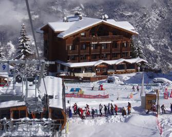 Hotel les Flocons - Courchevel - Building