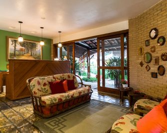 Pousada Recanto Das Palmeiras - Ubatuba - Lobby