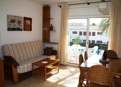 Apartaments Margarita Sabina Pinell - Platja d'Aro