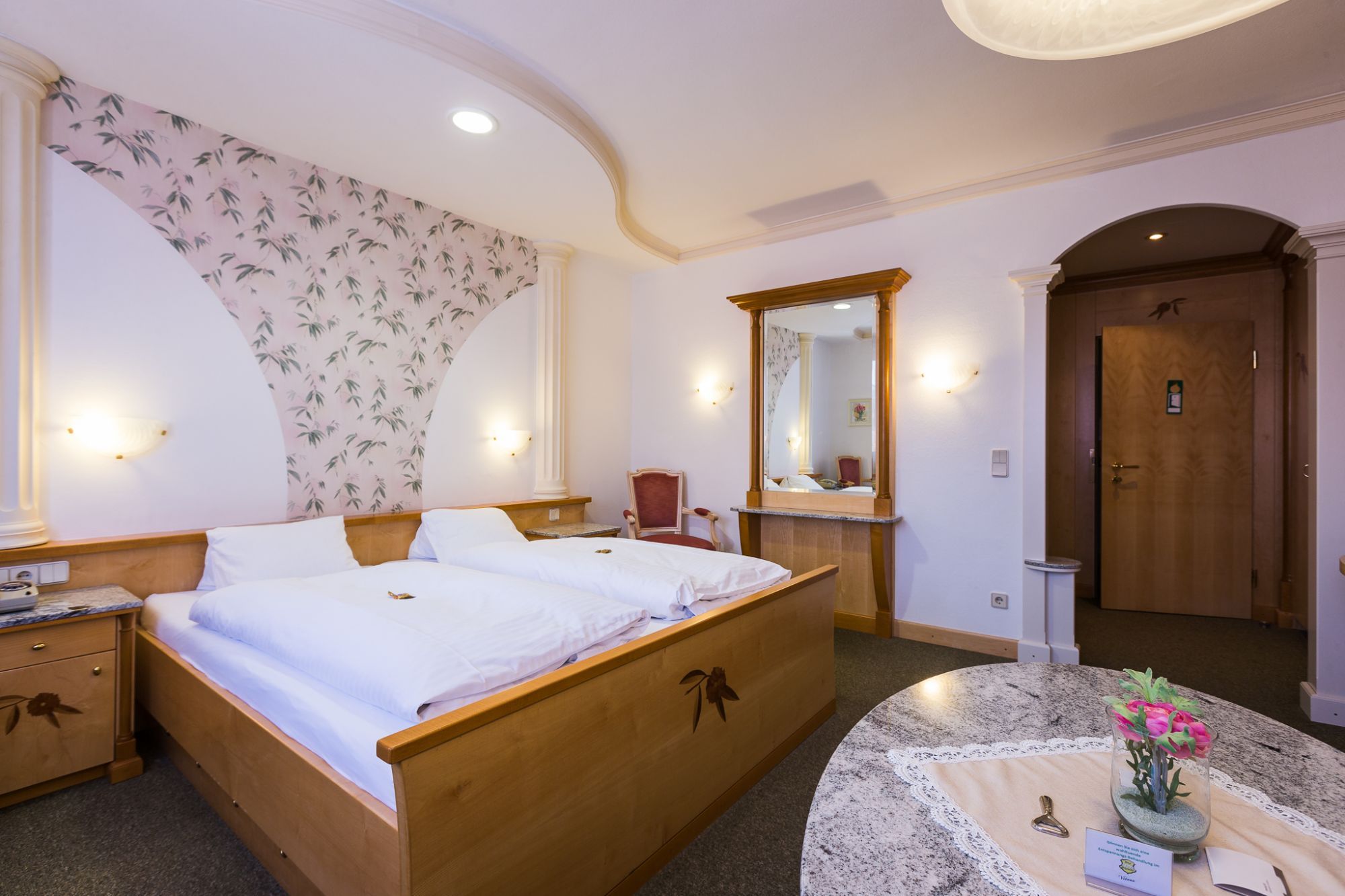 Das-Schmidt Privathotel - Mörbisch am See - Bedroom