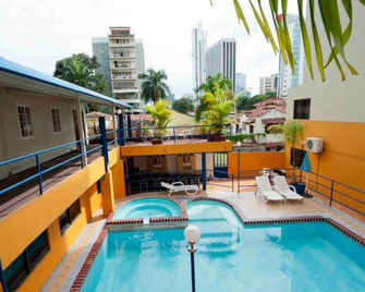 Cresta Inn - פנמה סיטי - בריכה