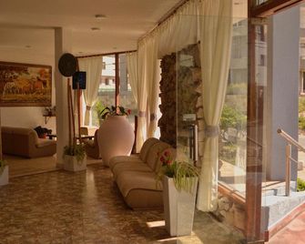 Hotel Verona - Villa Gesell - Lobby