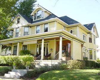 The Harkins House Inn Bed & Breakfast - Caldwell - Building