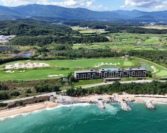 Hotel Maple Beach - Gangneung - Außenansicht