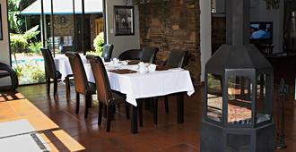 Goodey's Guesthouse - Pretoria - Ravintola