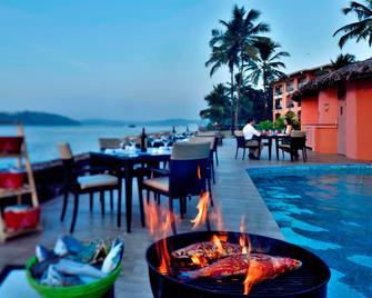Goa Marriott Resort and Spa - Panadží - Restaurace