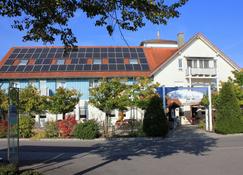 Hotel Restaurant Krone - Friedrichshafen - Gebouw