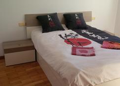 Jaen Apartment - Ponferrada - Κρεβατοκάμαρα