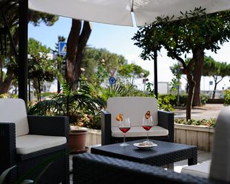 Hotel Capitol - Misano Adriatico - Servicio de la propiedad