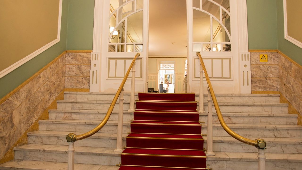 Grande Hotel Paris By Stay Hotels - Porto - Hotel entrance