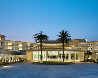 Novus Jiva Villa Resort And Spa Anyer - Anyar - Building