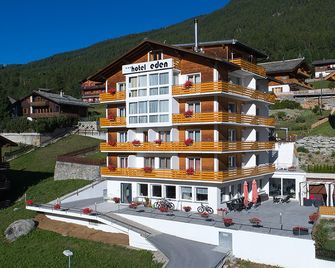Hotel Eden Grächen - Grächen - Edificio