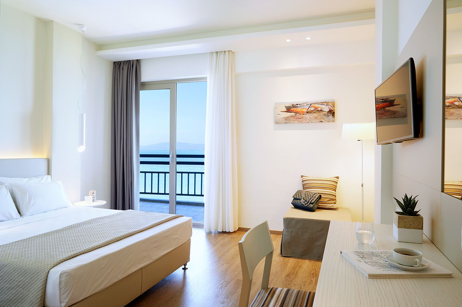 Ammon Zeus Luxury Beach Hotel - Kallithea - Спальня