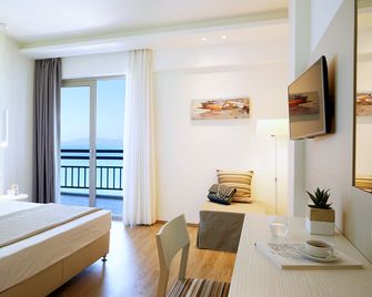 Ammon Zeus Luxury Beach Hotel - קליתיאה (קסנדרה) - חדר שינה