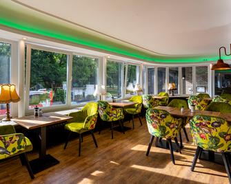 tinyTwice Hotel Bonn - בון - מסעדה