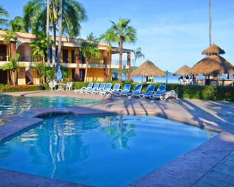 Hotel Estancia San Carlos - Rincon de Guayabitos - Piscina