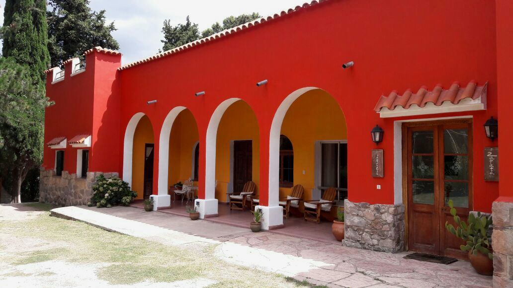 Hotel Zapata - La Cumbre - Edificio