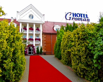 Hotel Groman - Sękocin - Building