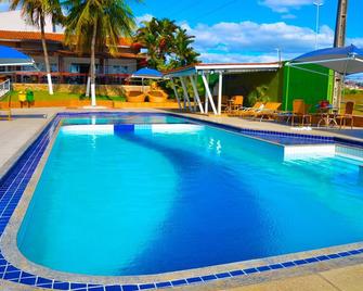 Hotel Village Premium Caruaru - Caruaru - Pool