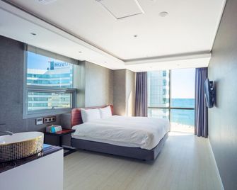 Elysia Boutique Hotel - פוסן - חדר שינה