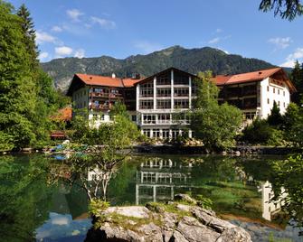 Hotel am Badersee - Grainau - Edificio