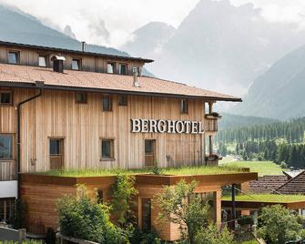 Berghotel - Sesto - Bygning