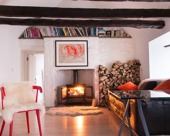 Wester Auchraw Croft B&B - Lochearnhead - Living room