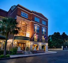 Harbourview Inn